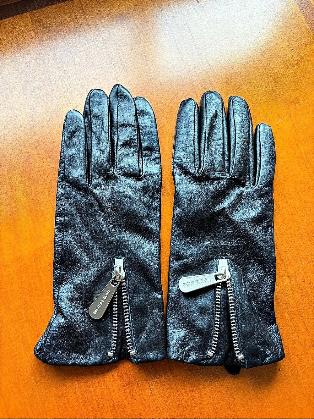 Michael Kors Genuine Leather Zip Black Gloves